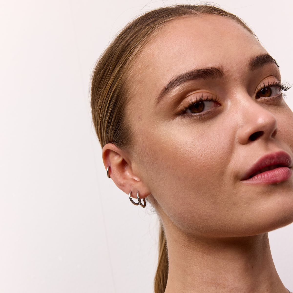 Classic Creoler Sølvfarvet 12mm