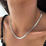 Flad Slangekæde Sølvfarvet 4mm