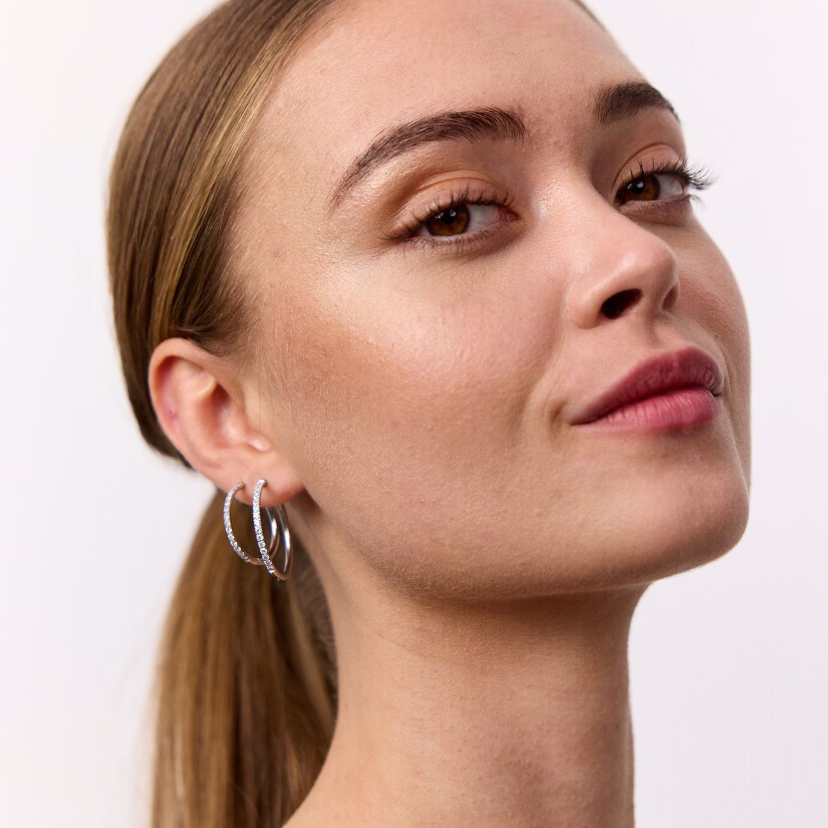 Classic Krystal Creoler Sølvfarvet 25mm