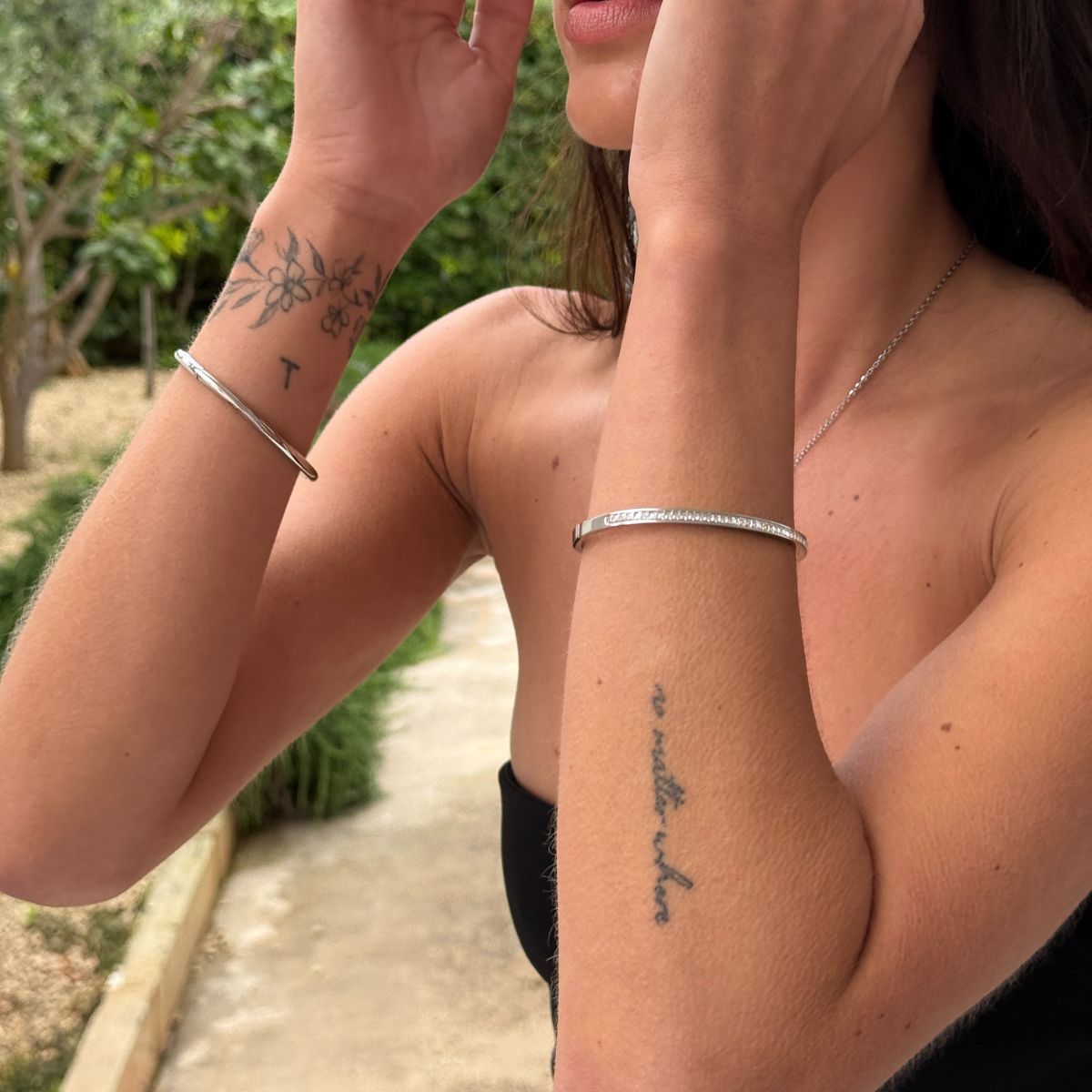 Oval Dome Bangle Sølvfarvet