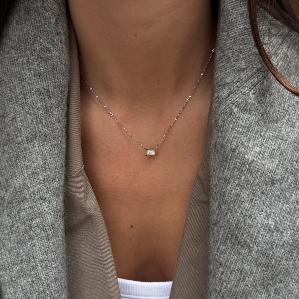 Floating Emerald Krystal Halskæde Sølvfarvet