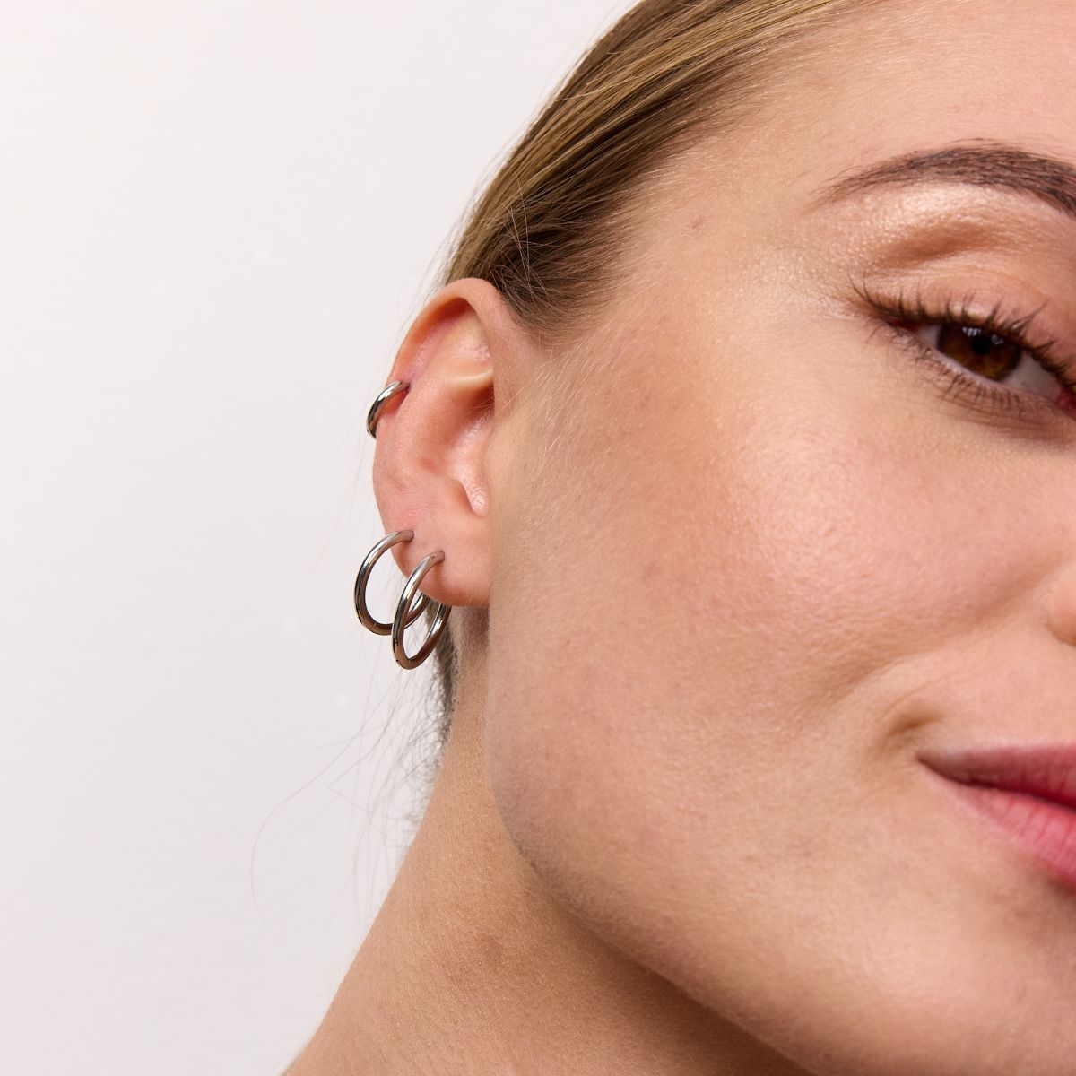 Classic Creoler Sølvfarvet Helix 8mm