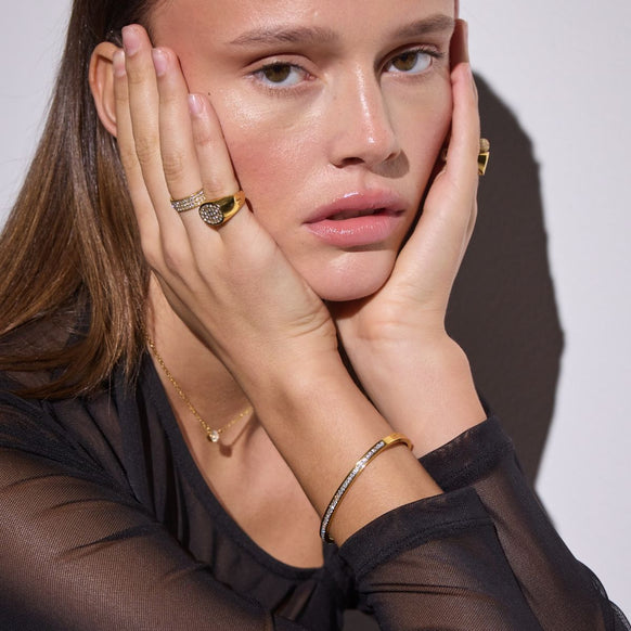 Camilla Krøyer Jewellery Krystal Bangle 18K guldbelagt 4mm
