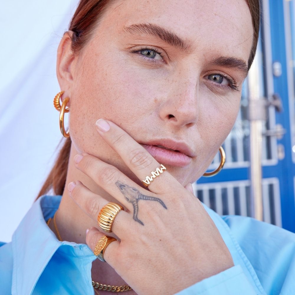 MAMA Signet Ring 18K Forgyldt Sølv-Camilla Krøyer Jewellery