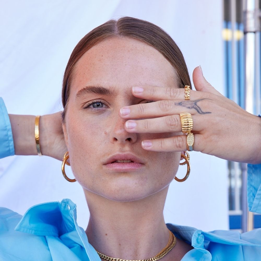 MAMA Signet Ring 18K Forgyldt Sølv-Camilla Krøyer Jewellery