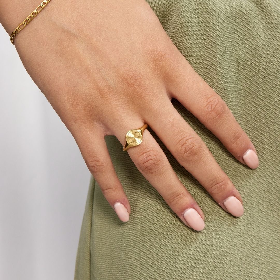Sun Kiss Rund Ring 18K Guldbelagt Camilla Krøyer Jewellery