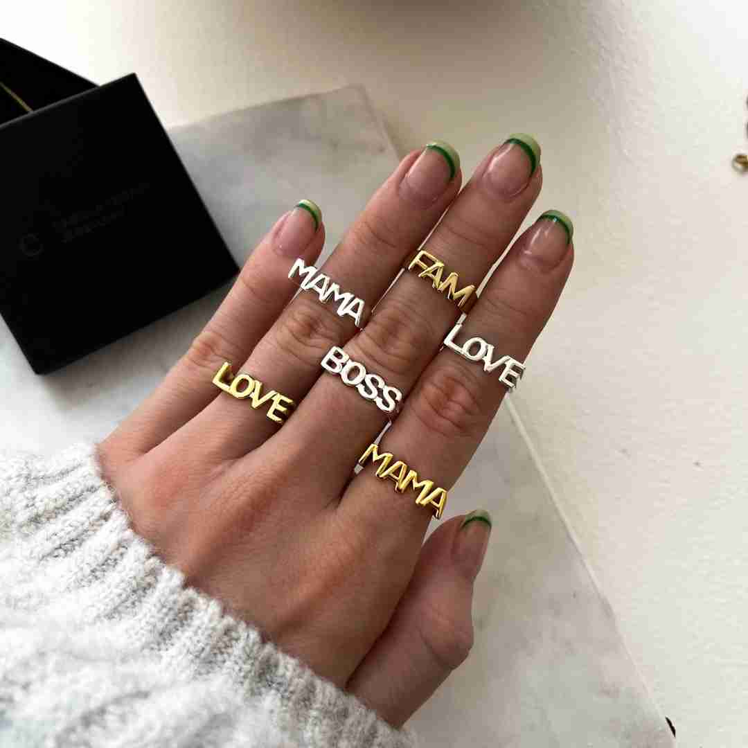LOVE Signet Ring 925S Sølv Camilla Krøyer Jewellery